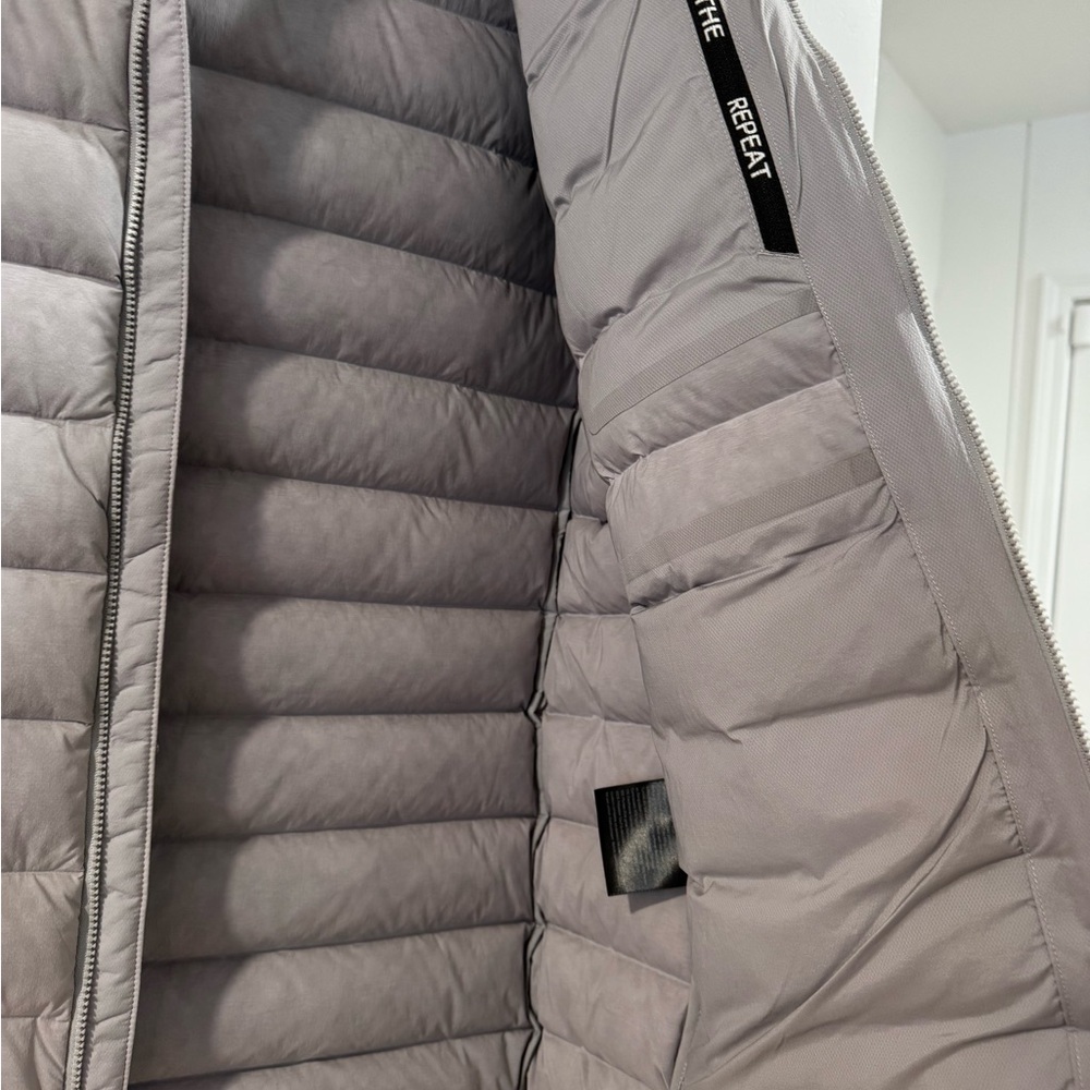 Lululemon Men Navigation Down Jacket Medium Gray - image 7